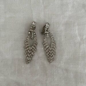 Vintage rhinestone clip earrings